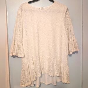 White Relaxed Tunic with 3/4 Sleeves and Ruffled Details